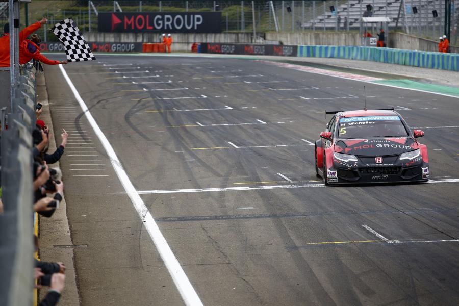  Honda Civic WTCC 2015 года  (фото 5 из 8)